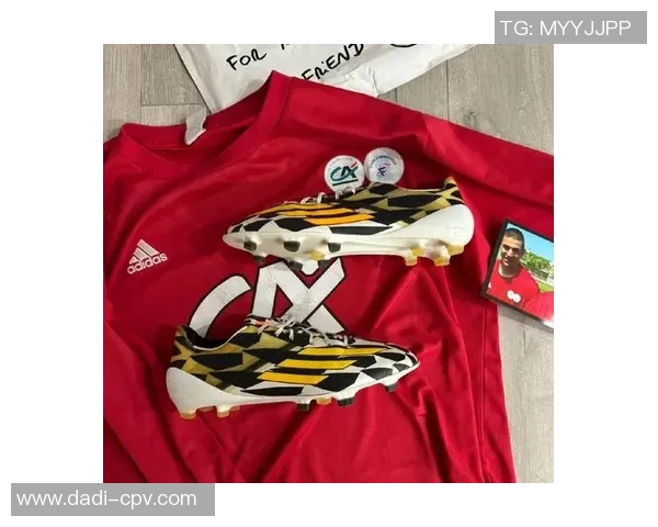 足球明星周边商品购买指南如何选择与获取心仪的收藏品