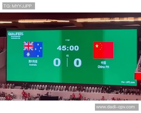 足球明星挑战滑草意外摔倒引发热议网友纷纷调侃其运动能力不足