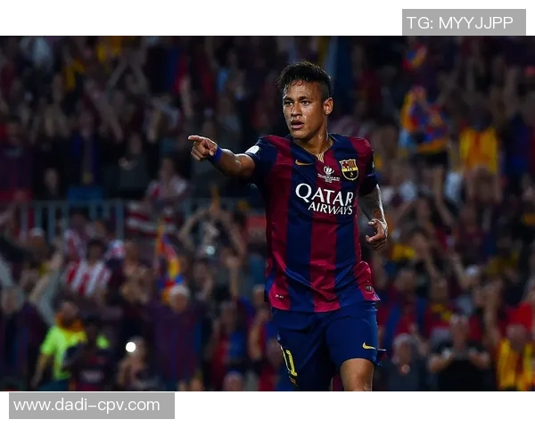 足球明星的传奇人生与场上风采的完美结合探秘