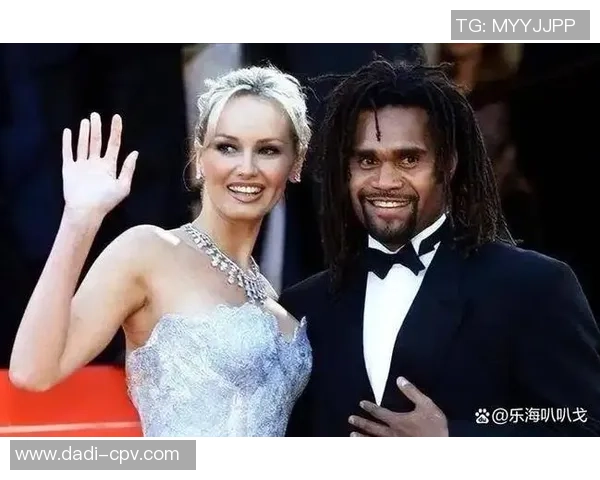 足球明星的模特妻子如何在聚光灯下平衡家庭与事业的挑战与机遇