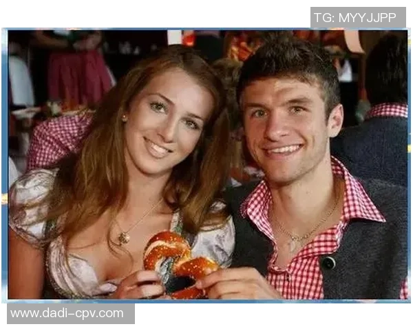 足球明星绯闻最新事件揭秘球场内外的情感纠葛与八卦故事